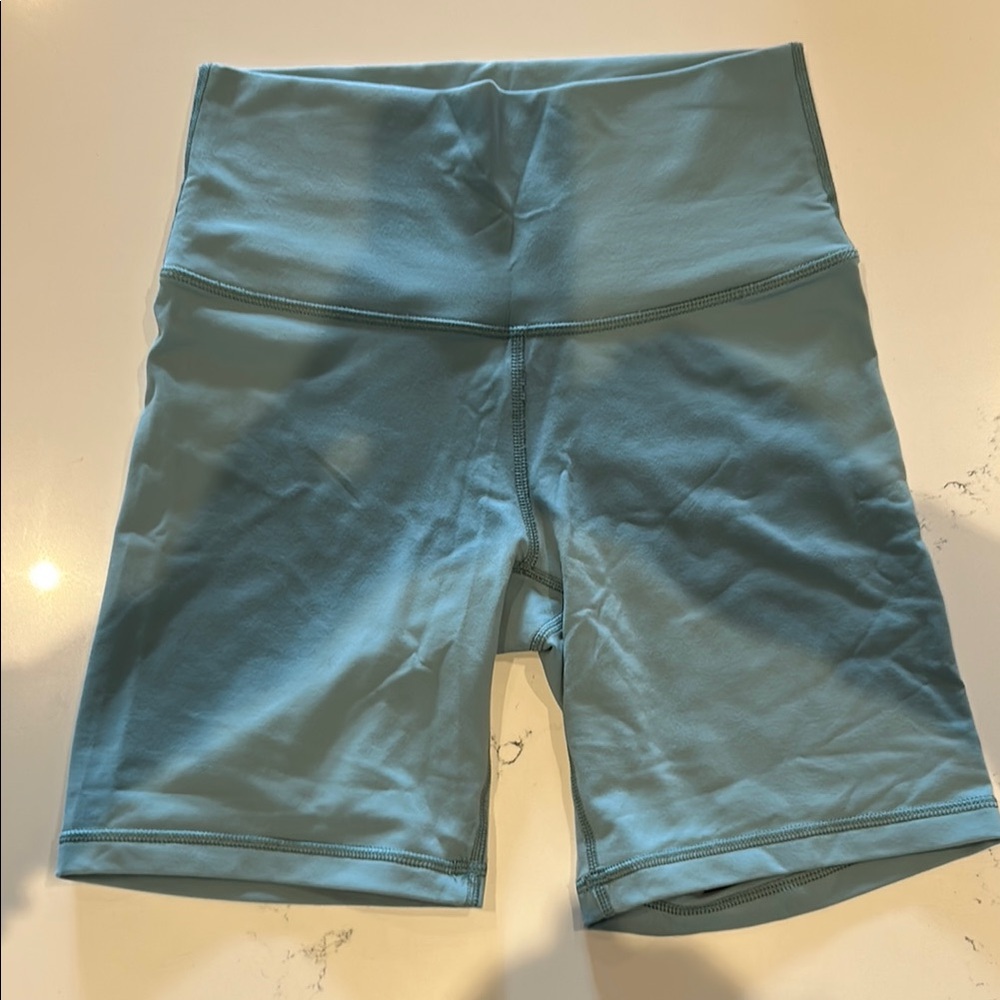 TNA Sage Bike Shorts High-Waisted Stretch